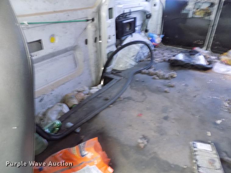 image for item DE1212 1996 Ford Aerostar van