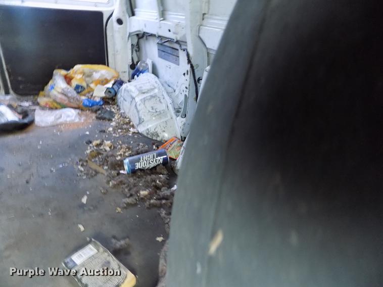 image for item DE1212 1996 Ford Aerostar van