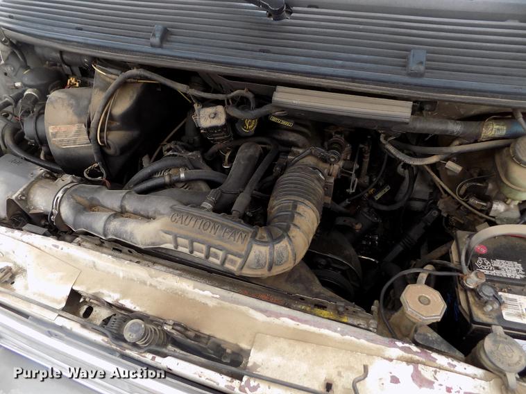 image for item DE1212 1996 Ford Aerostar van