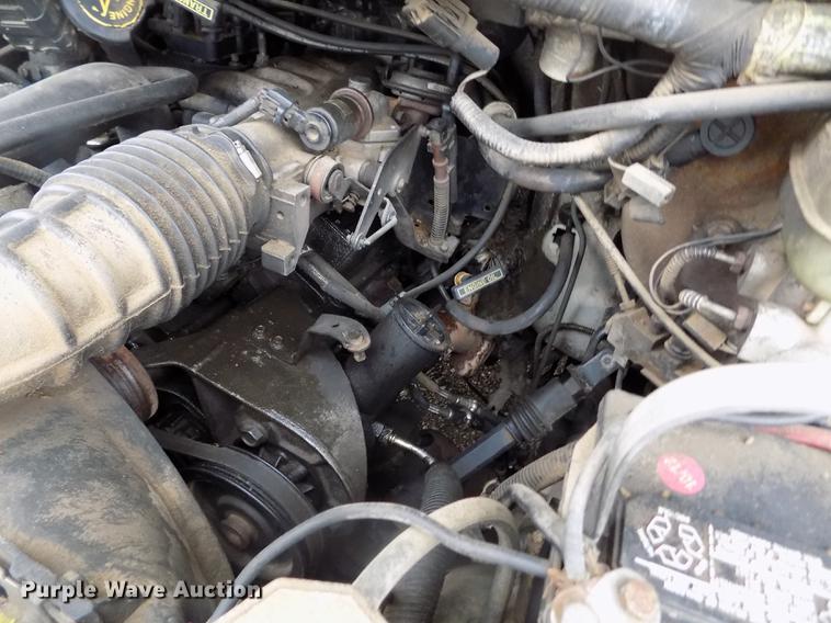 image for item DE1212 1996 Ford Aerostar van