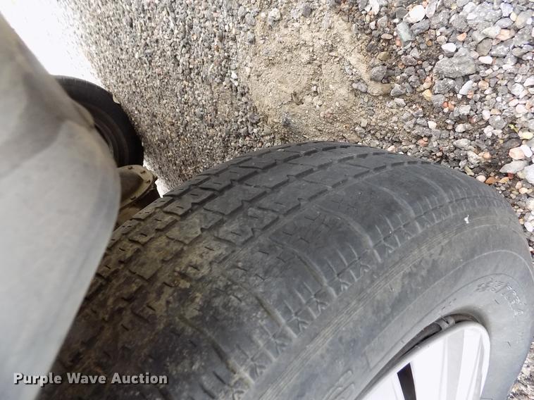 image for item DE1212 1996 Ford Aerostar van