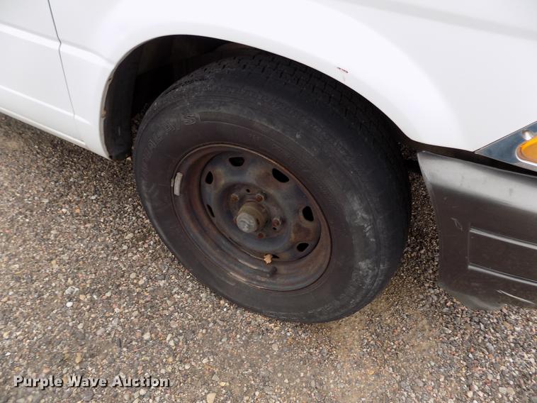 image for item DE1212 1996 Ford Aerostar van