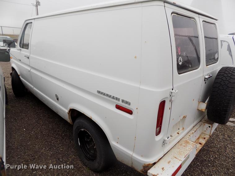 1978 Ford Econoline E150 van in Oakley, KS | Item DE1213 sold | Purple Wave