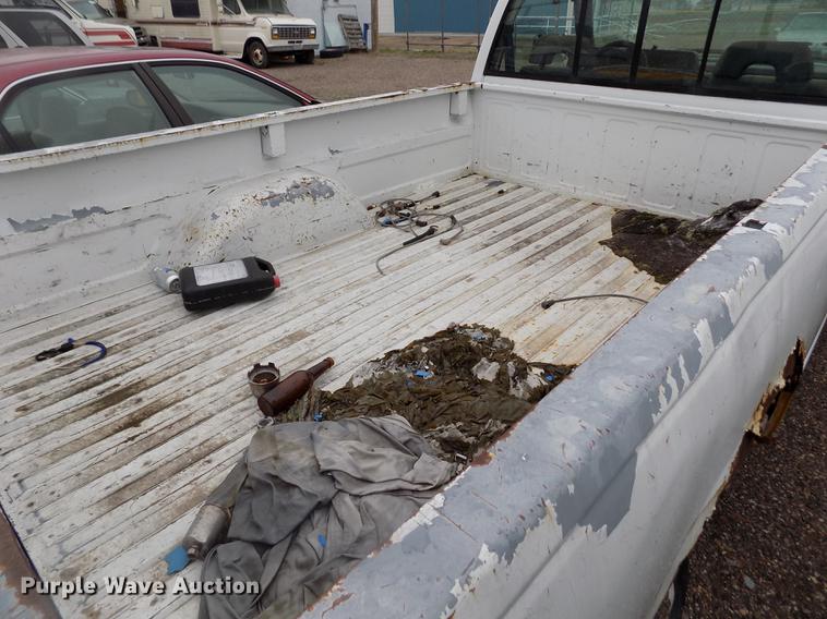 image for item DE1214 1994 Chevrolet C1500 pickup truck