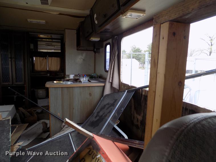 image for item DE1218 1978 Chevrolet ITAS RV