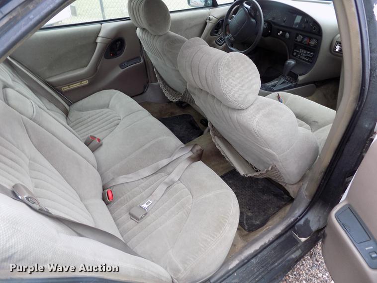 image for item DE1219 1998 Pontiac Bonneville SLE