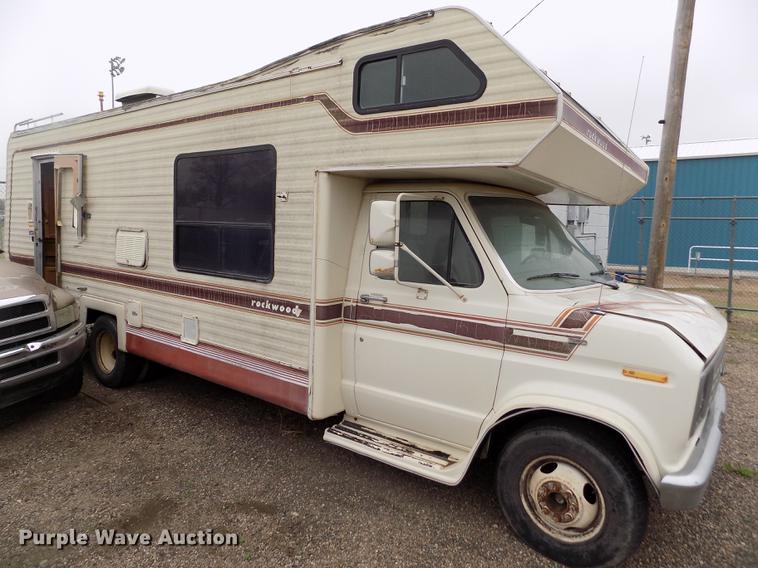 image for item DE1223 1986 Ford Econoline E350 Rockwood RV