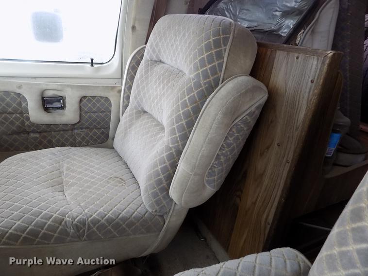 image for item DE1223 1986 Ford Econoline E350 Rockwood RV