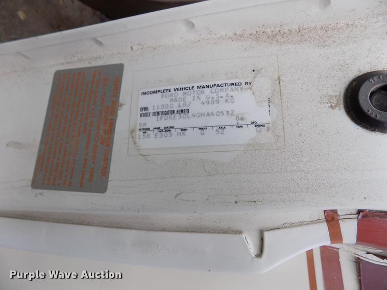 image for item DE1223 1986 Ford Econoline E350 Rockwood RV