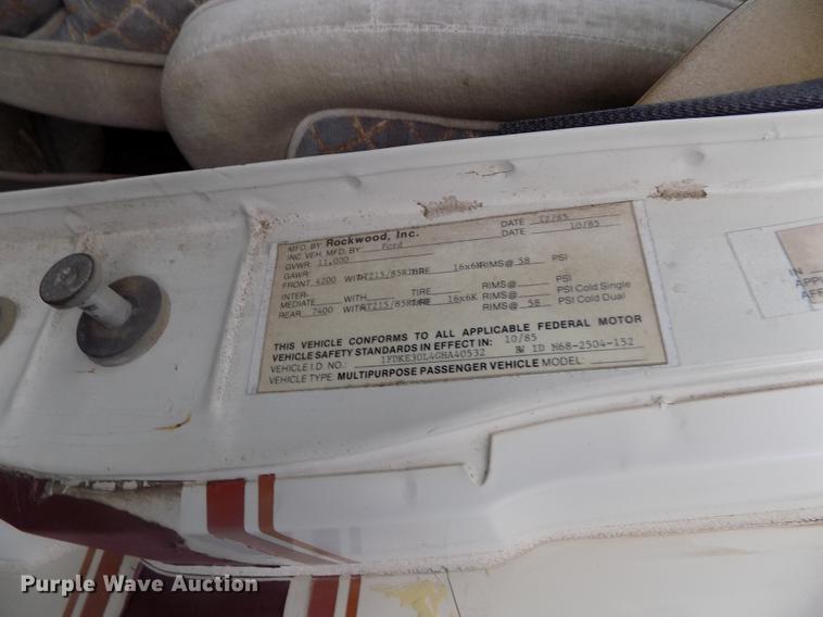 image for item DE1223 1986 Ford Econoline E350 Rockwood RV