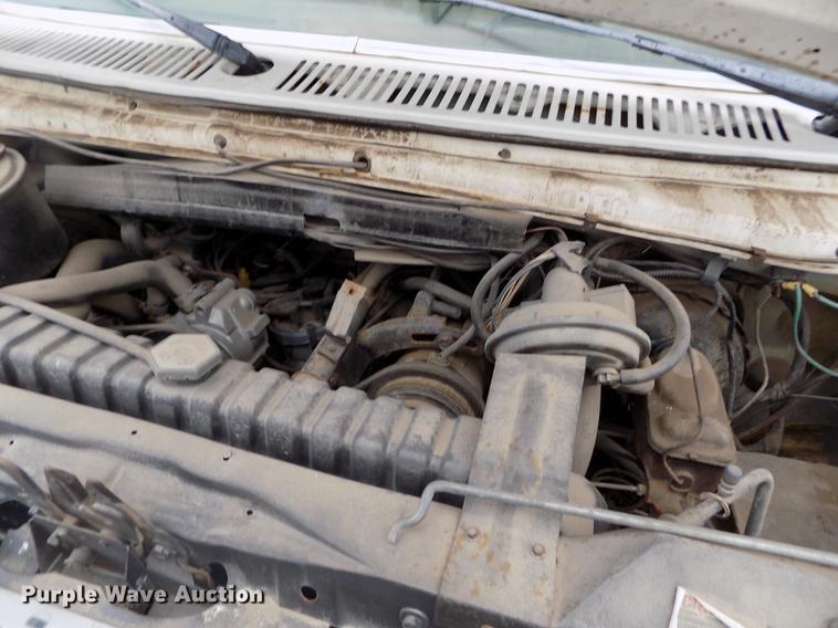 image for item DE1223 1986 Ford Econoline E350 Rockwood RV