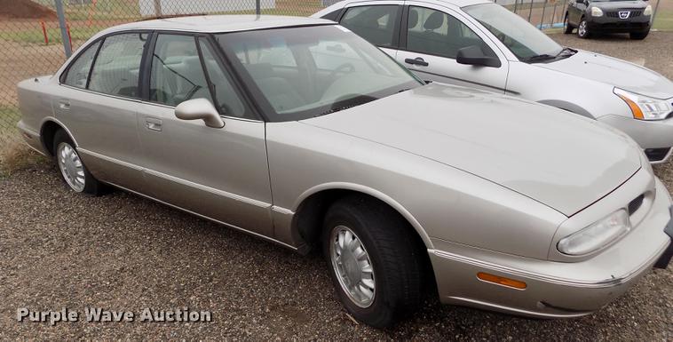 image for item DE1224 1996 Oldsmobile Eighty Eight