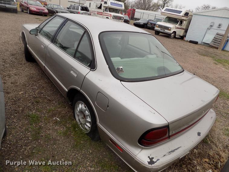 image for item DE1224 1996 Oldsmobile Eighty Eight