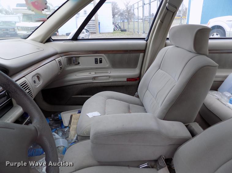 image for item DE1224 1996 Oldsmobile Eighty Eight