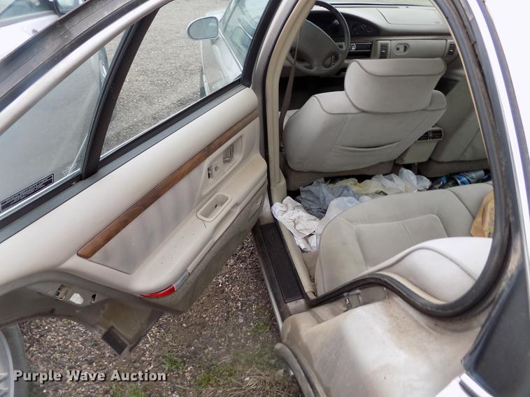 image for item DE1224 1996 Oldsmobile Eighty Eight