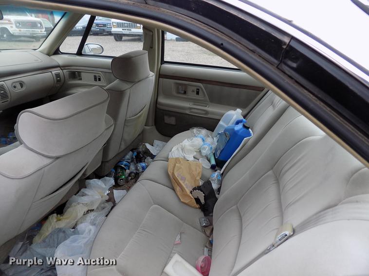 image for item DE1224 1996 Oldsmobile Eighty Eight