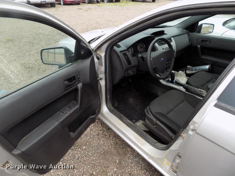 image for item DE1225 2010 Ford Focus