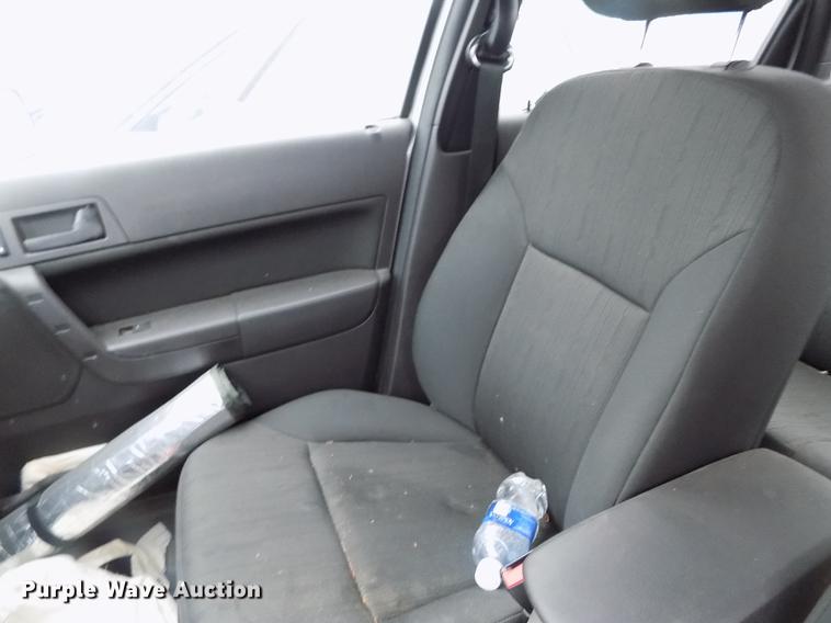 image for item DE1225 2010 Ford Focus