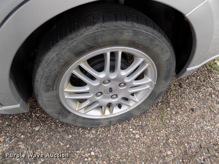 image for item DE1225 2010 Ford Focus
