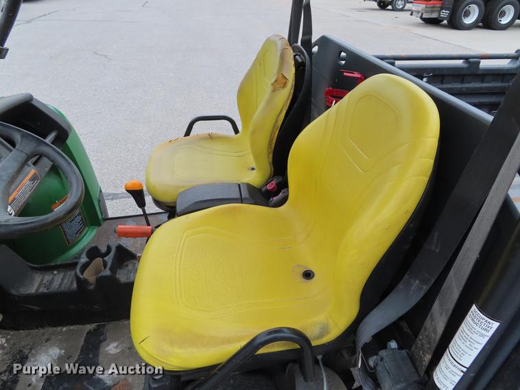 image for item DE3423 2012 John Deere 625i Gator utility vehicle