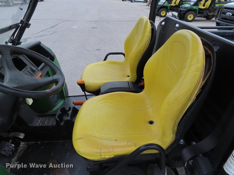image for item DE3424 2011 John Deere 625i Gator utility vehicle