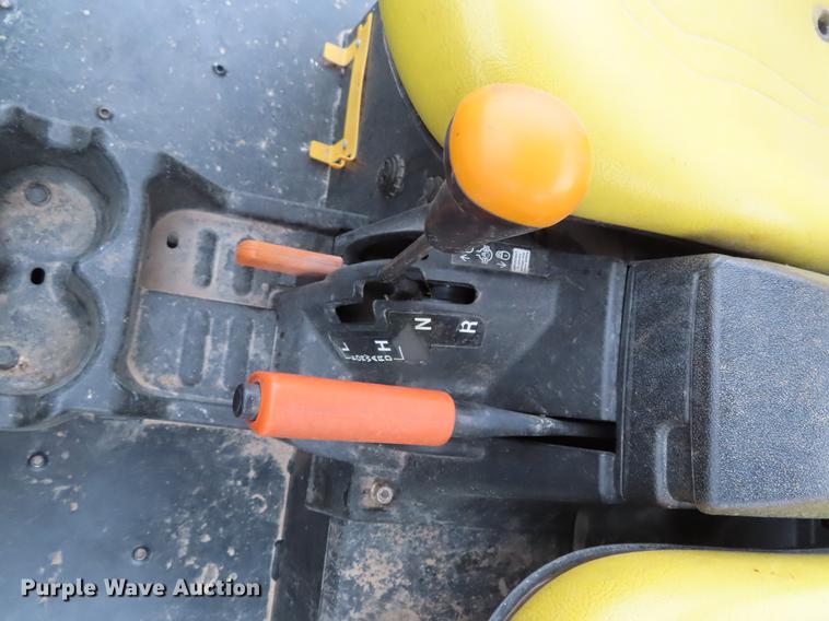 image for item DE3424 2011 John Deere 625i Gator utility vehicle