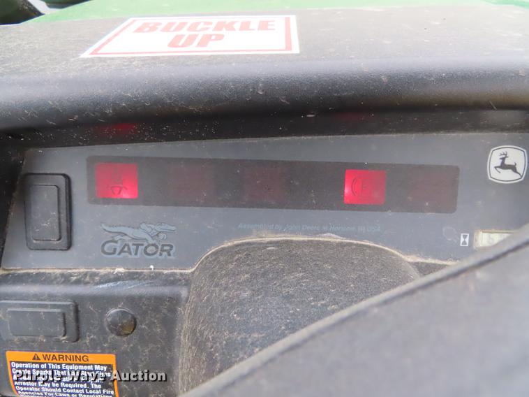image for item DE3424 2011 John Deere 625i Gator utility vehicle
