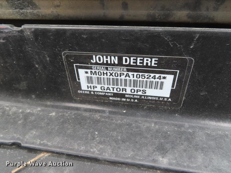 image for item DE3424 2011 John Deere 625i Gator utility vehicle