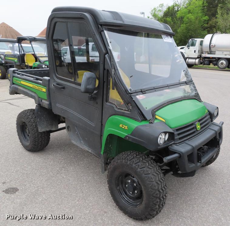 image for item DE3425 2012 John Deere 625i Gator utility vehicle