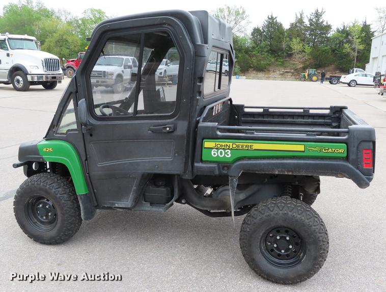 image for item DE3425 2012 John Deere 625i Gator utility vehicle