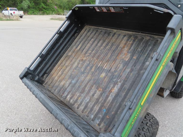 image for item DE3425 2012 John Deere 625i Gator utility vehicle