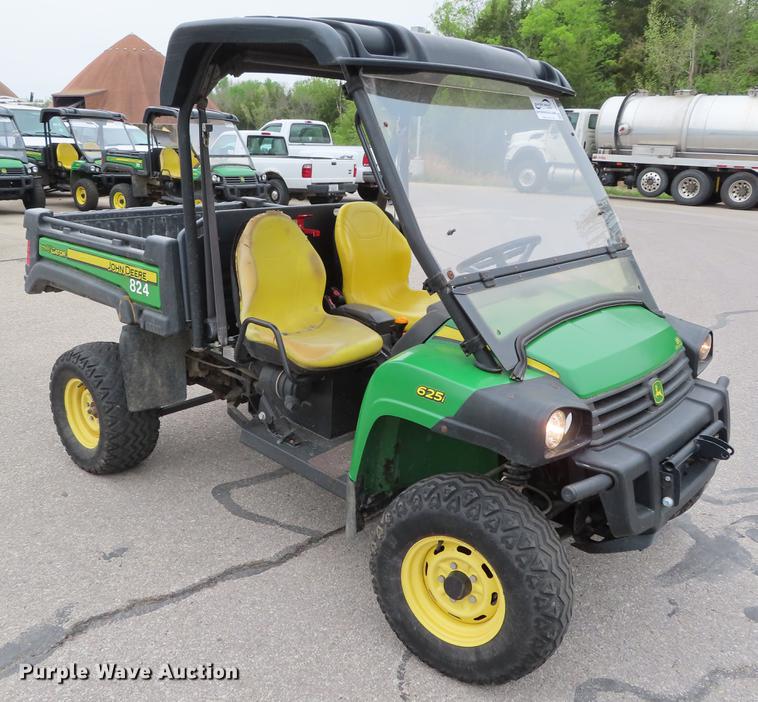 image for item DE3426 2012 John Deere 625i Gator utility vehicle
