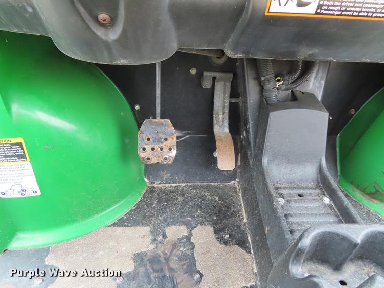 image for item DE3426 2012 John Deere 625i Gator utility vehicle