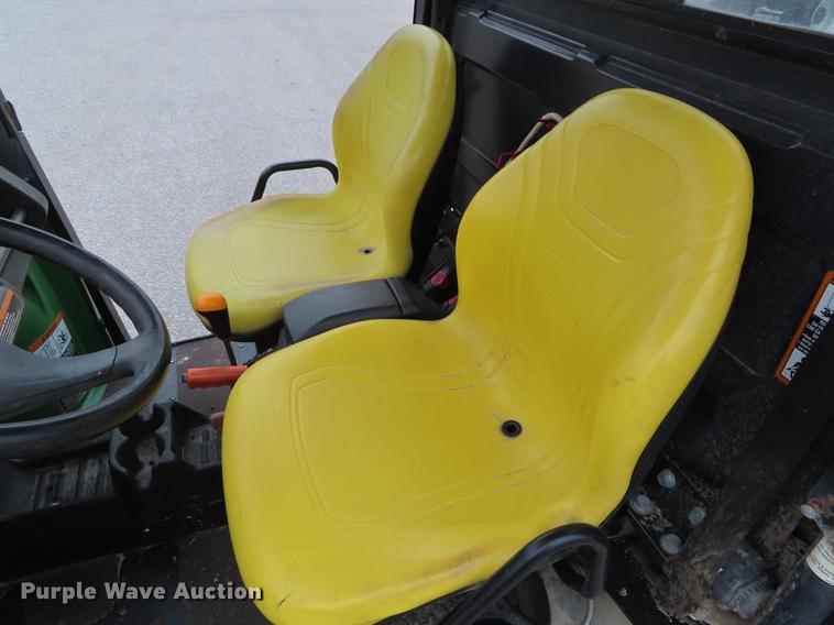 image for item DE3430 2012 John Deere 625i Gator utility vehicle