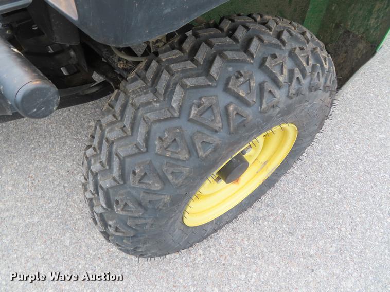 image for item DE3430 2012 John Deere 625i Gator utility vehicle