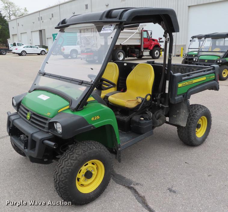image for item DE3431 2011 John Deere 625i Gator utility vehicle