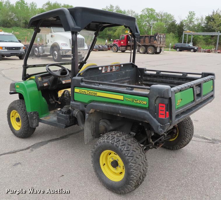 image for item DE3431 2011 John Deere 625i Gator utility vehicle