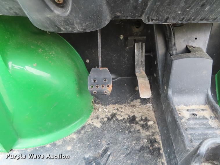 image for item DE3431 2011 John Deere 625i Gator utility vehicle