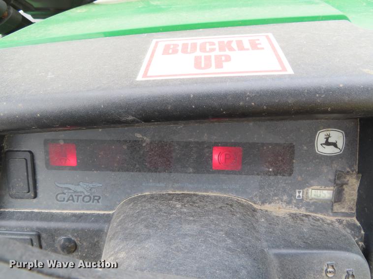 image for item DE3431 2011 John Deere 625i Gator utility vehicle