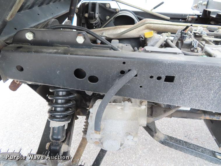 image for item DE3431 2011 John Deere 625i Gator utility vehicle