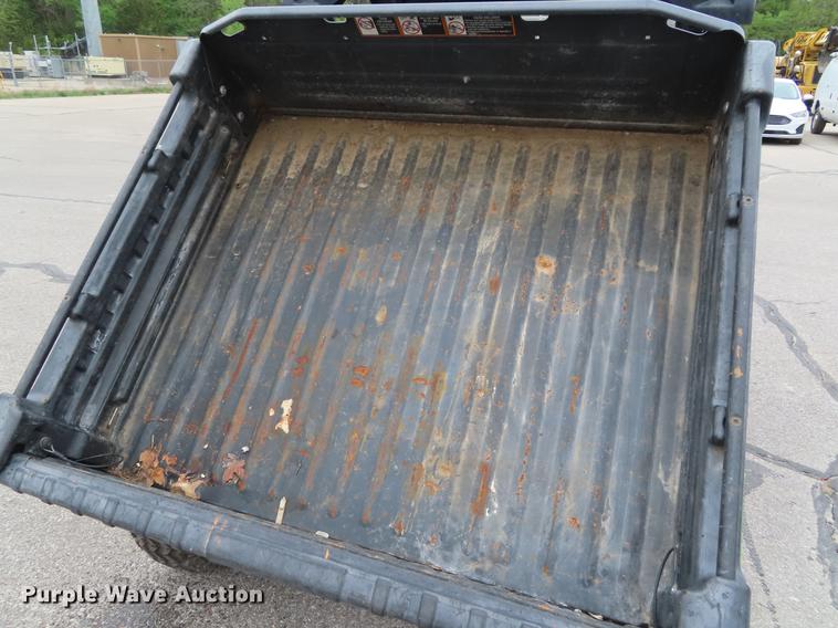 image for item DE3431 2011 John Deere 625i Gator utility vehicle