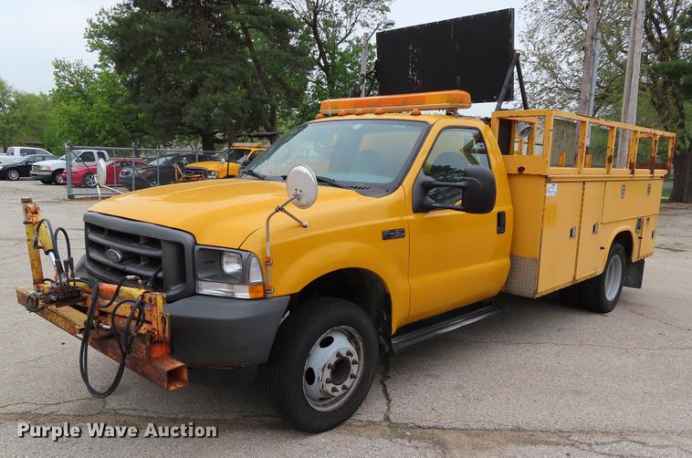 2002 Ford F450 Super Duty sign truck in Overland Park, KS | Item DE3432 ...