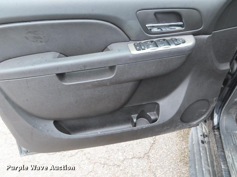 image for item DE3435 2013 Chevrolet Tahoe Police SUV