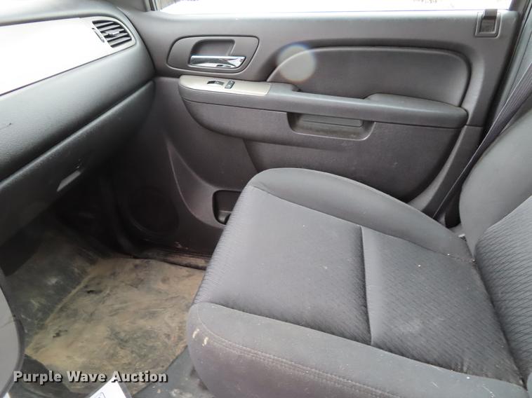 image for item DE3435 2013 Chevrolet Tahoe Police SUV