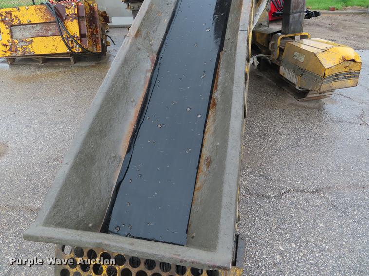 image for item DE3438 1998 Gomaco GT3600 curb machine