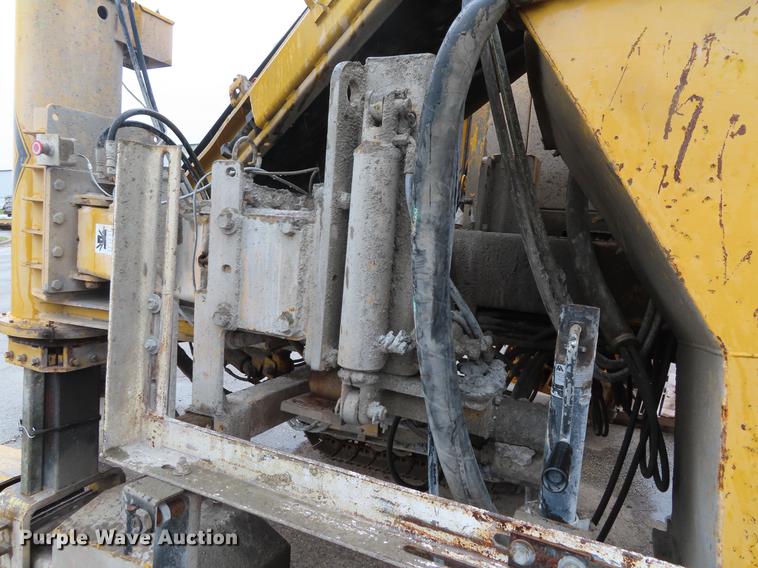 image for item DE3438 1998 Gomaco GT3600 curb machine