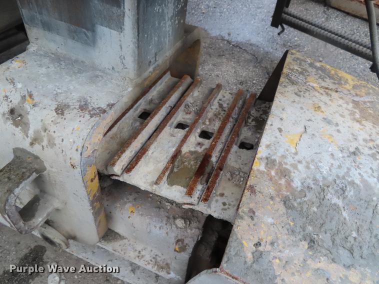 image for item DE3438 1998 Gomaco GT3600 curb machine