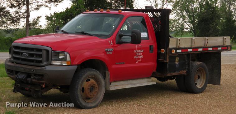 image for item DE8027 2002 Ford F550 Super Duty XL dump flatbed truck