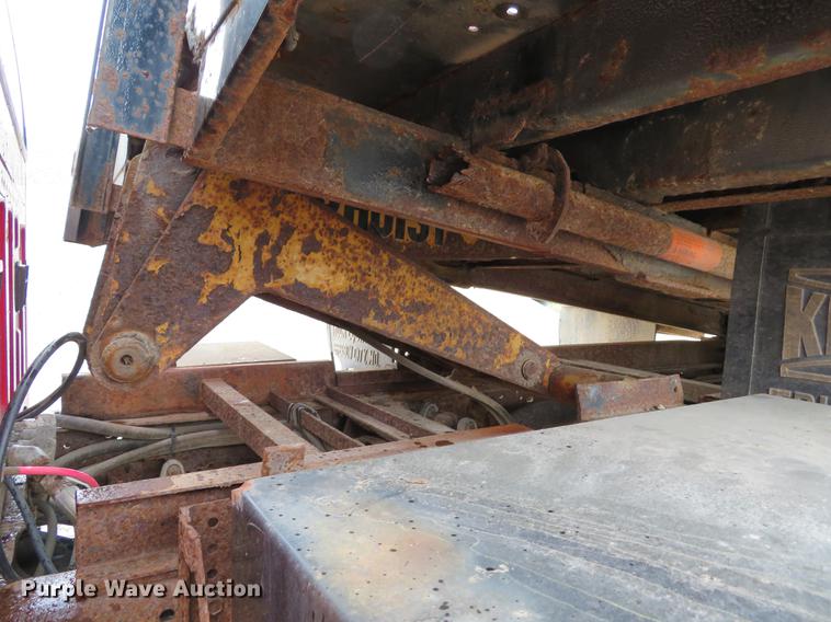 image for item DE8027 2002 Ford F550 Super Duty XL dump flatbed truck