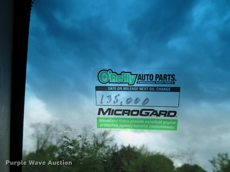 image for item DE8027 2002 Ford F550 Super Duty XL dump flatbed truck